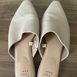 Women's Cream Mules
